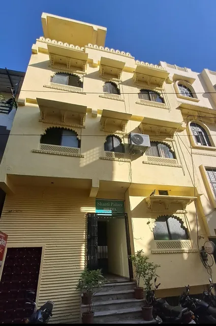 Shanti place hotel