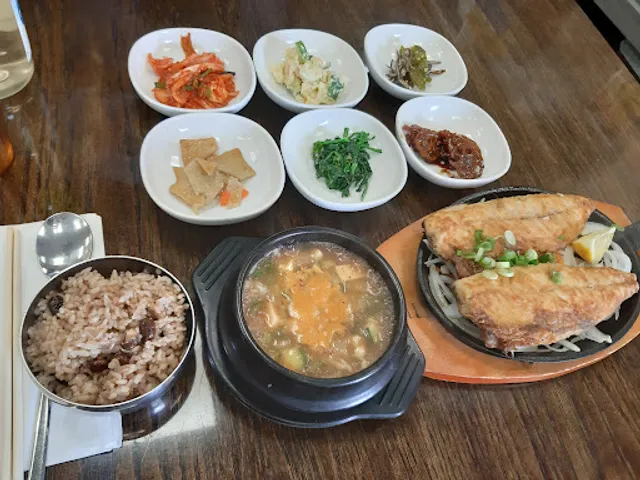 Ju Bang Jang 주방장 - Homestyle Korean Food Restaurant 한식 전문