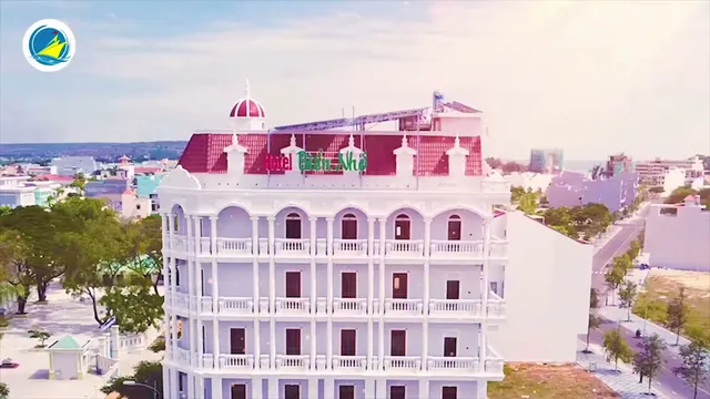 Khách Sạn & Coffee Biển Nhớ