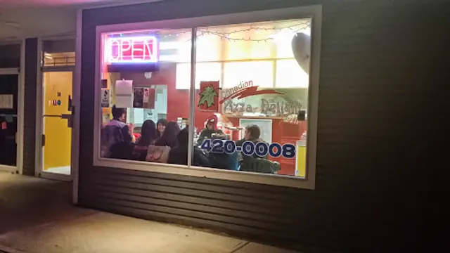 Canadian Pizza Plus