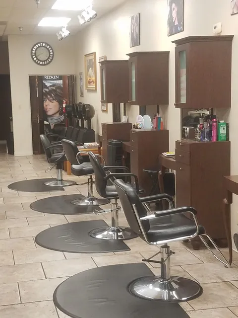 Frankie D's Salon & Spa