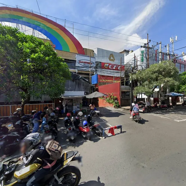 Lalapan & Penyet 'Bu Kris'