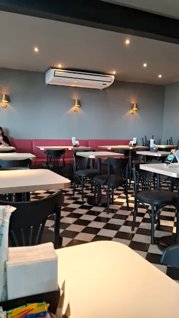 Padaria e Conveniência Santa Cecília