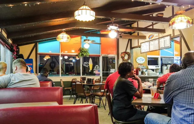 Wayne's Family Restaurant