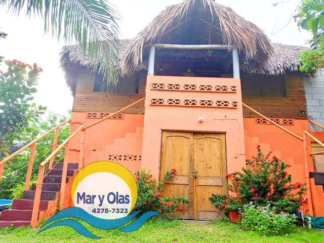 Chalets en Monterrico Mar y Olas