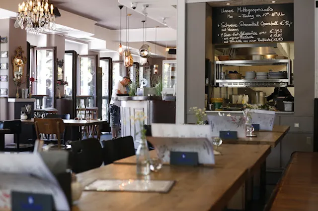 Schwan Restaurant Düsseldorf Altstadt