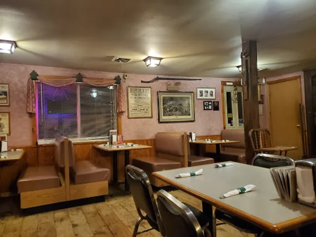 Three Ponds Tavern & Restaurant