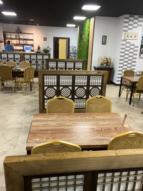 Sky Restaurant (스카이 레스토랑)