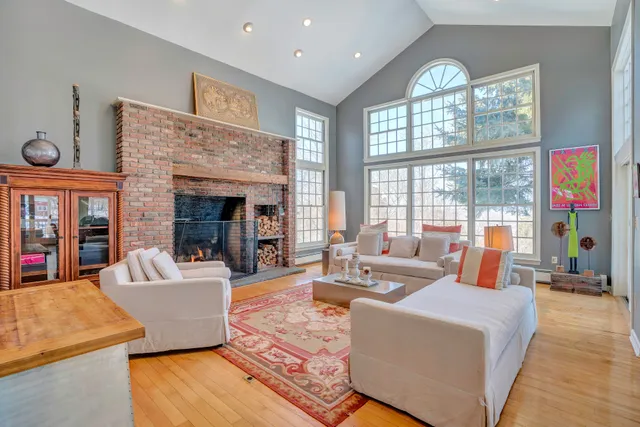 Gila - home design & color guru