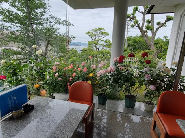 ホワイトマリン