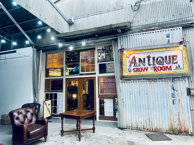 WANT ANTIQUE EAST STORE