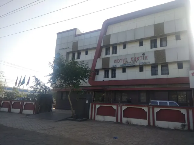 Hotel kartik