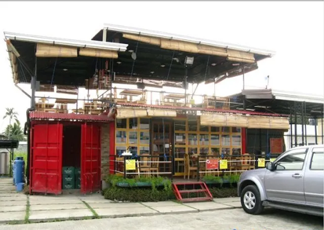 Pit Stop American Style Cafe