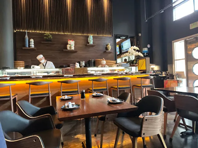 totoya sushi lounge