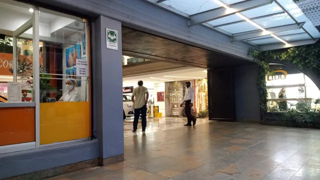 Centro Comercial Camino Real