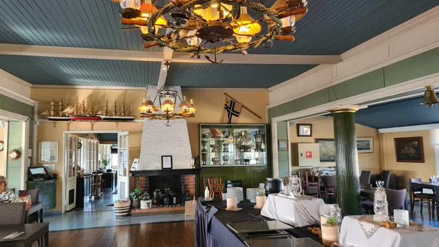 Summer Restaurant Mustakari