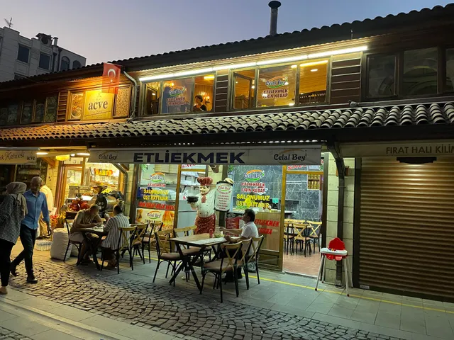 Celal Bey Etli Ekmek