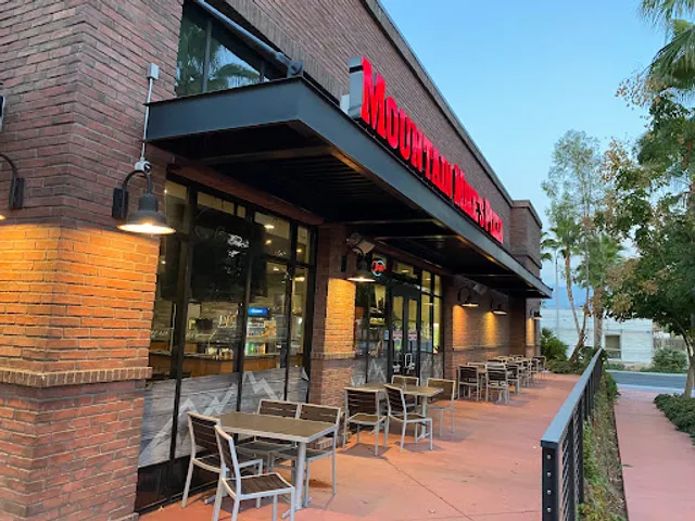 Mountain Mike's Pizza