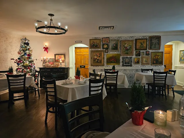 Stella: A Kitchen & Bar