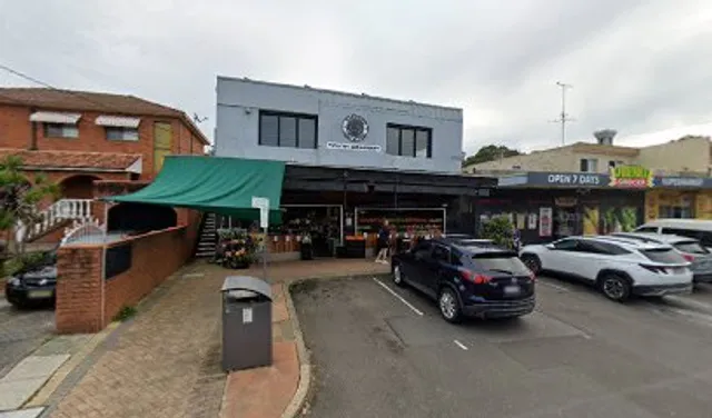 Narraweena Fruit Market