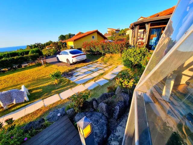 Jeju Starlight Glamping