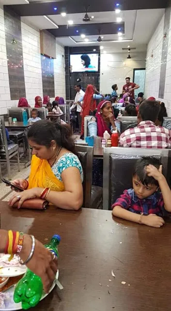 Mumbai Central Cafe And Restaurant