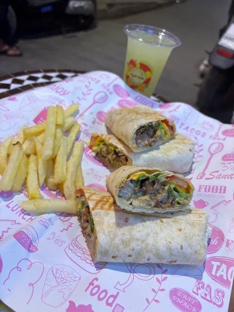 Camel Burger restaurant