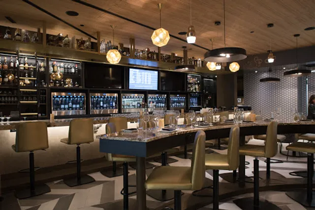 Vin Room YYC Airport