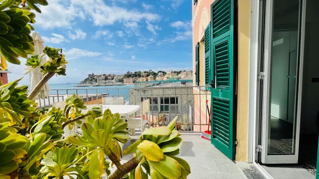 Comodissimo Gaslini e mare