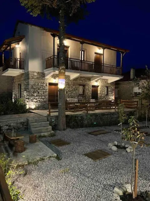 Μιτάτο Οίτη - Παραδοσιακή Ενοικιαζομενη Βίλα στη Παύλιανη