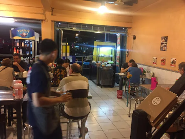 SomPetch Kitchen - Local Thai food Chiang Mai