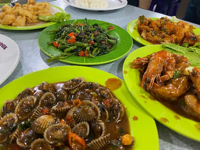 Seafood Ade Fani 67 (Manggarai)