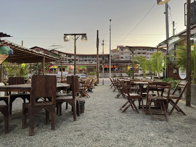 Roney Jana Hamburgueria e Espetaria - Porto das Dunas