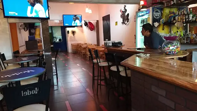 ALEJANDRO'S Bar
