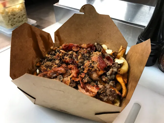 The Great Canadian Poutinerie - Poutine