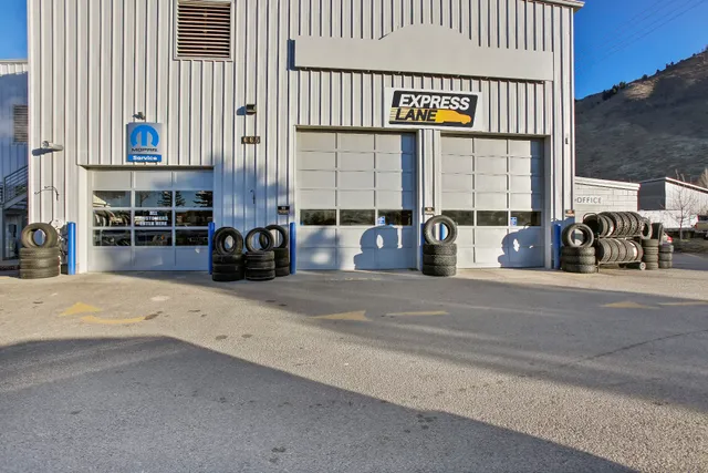 Rocky Mountain Yeti Jackson Hole Jeep Ram Chrysler Dodge AEV