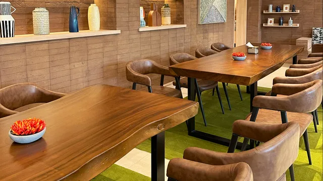 Good Friends Bistro & Cafe Karawaci