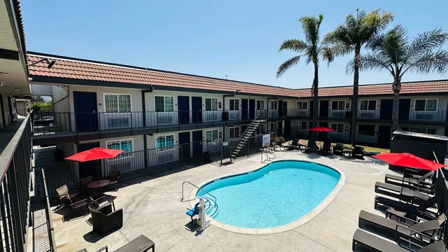 Studio 6 Suites San Ysidro, CA – San Diego South Bay