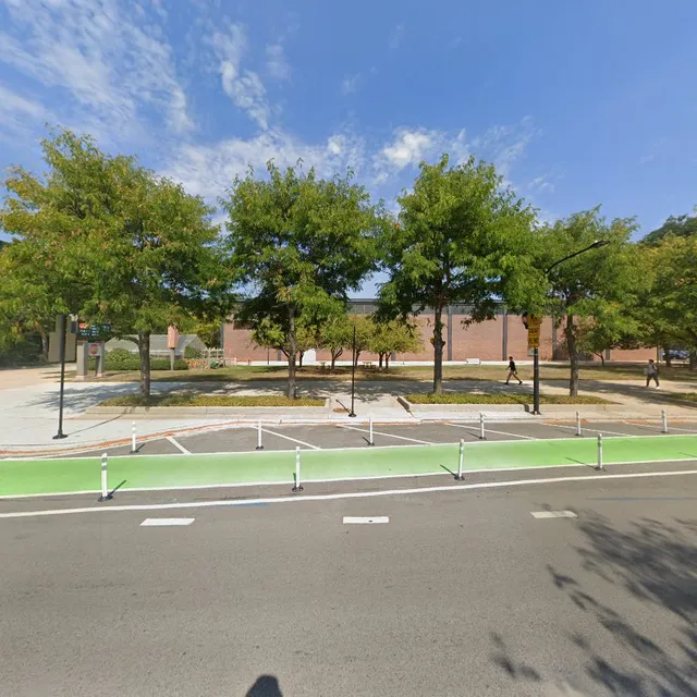 Chicago Park District Whitney Young Pool (Indoor)