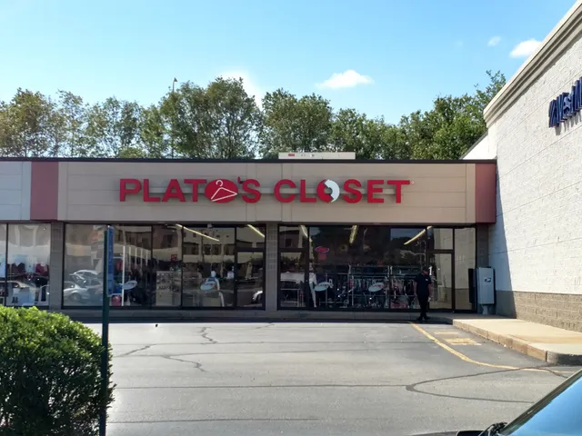 Plato's Closet- Warwick, RI