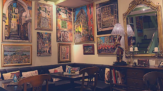 Arthaus Cafe Wine Bar