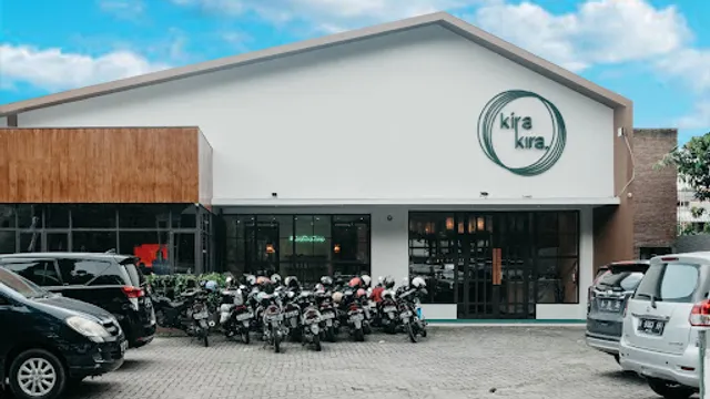 Kirakira Resto dan Cafe Semarang