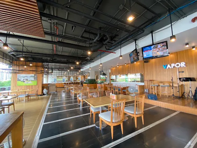 Vapor Restaurant & Bar