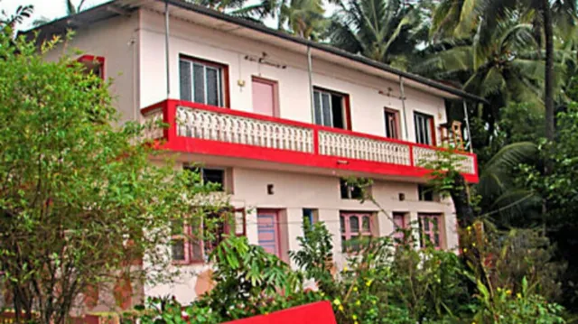 ओम निशानंद होमस्टे