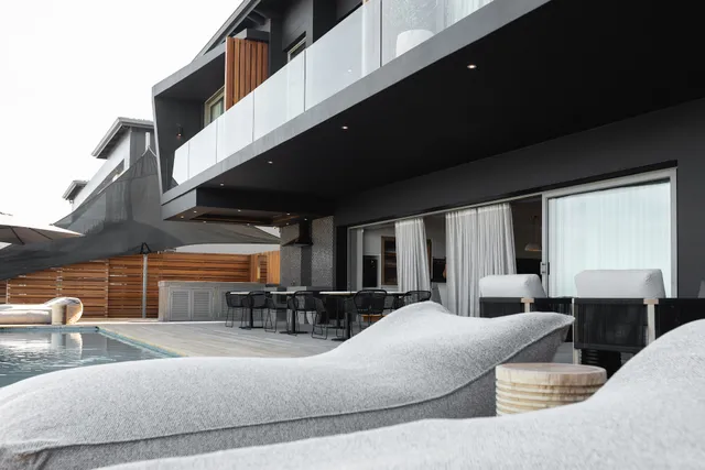 Escape to the Beach - 5 Star Guest House Wilderness