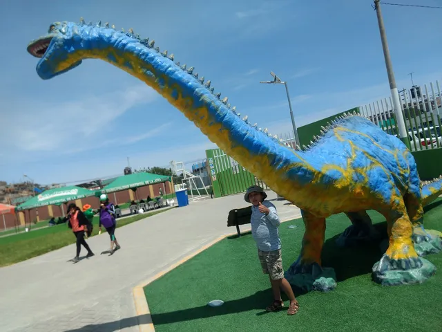 COMPLEJO LOS DINOSAURIOS