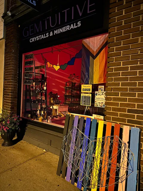 Gemtuitive Crystals & Arts