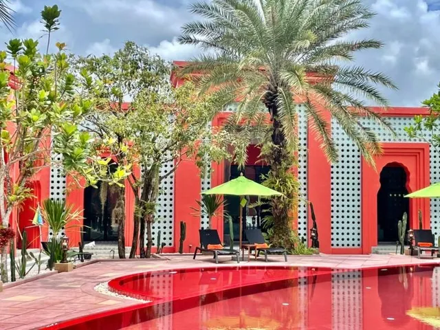 THE KIRI POOL VILLAS RESORT PHUKET