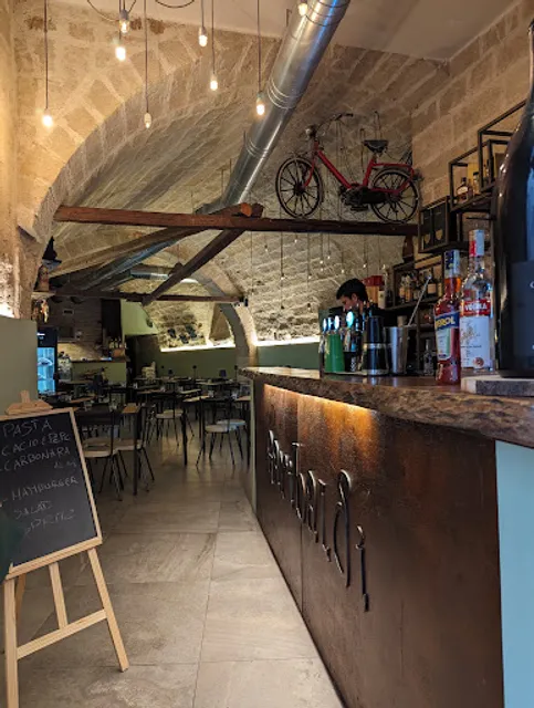 Garibaldi Steakhouse Monopoli