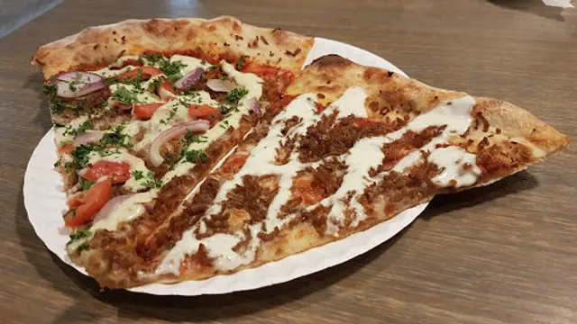 Pizza Garden Metrotown